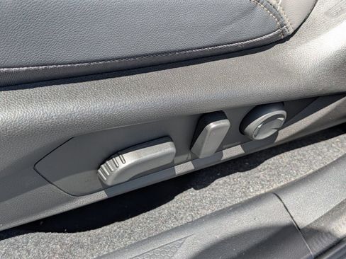 Certified 2026 Subaru Outback Limited AWD/4WD image 19