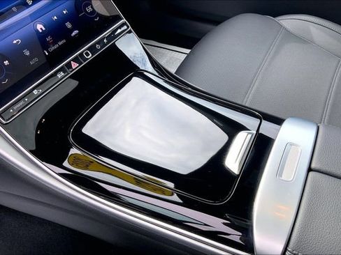 Used 2025 Mercedes-Benz C 300 4MATIC Sedan image 13