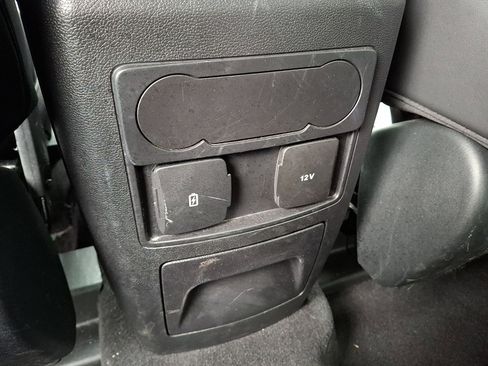 Used 2023 Ford Explorer XLT w/ Equipment Group 202A AWD/4WD image 11