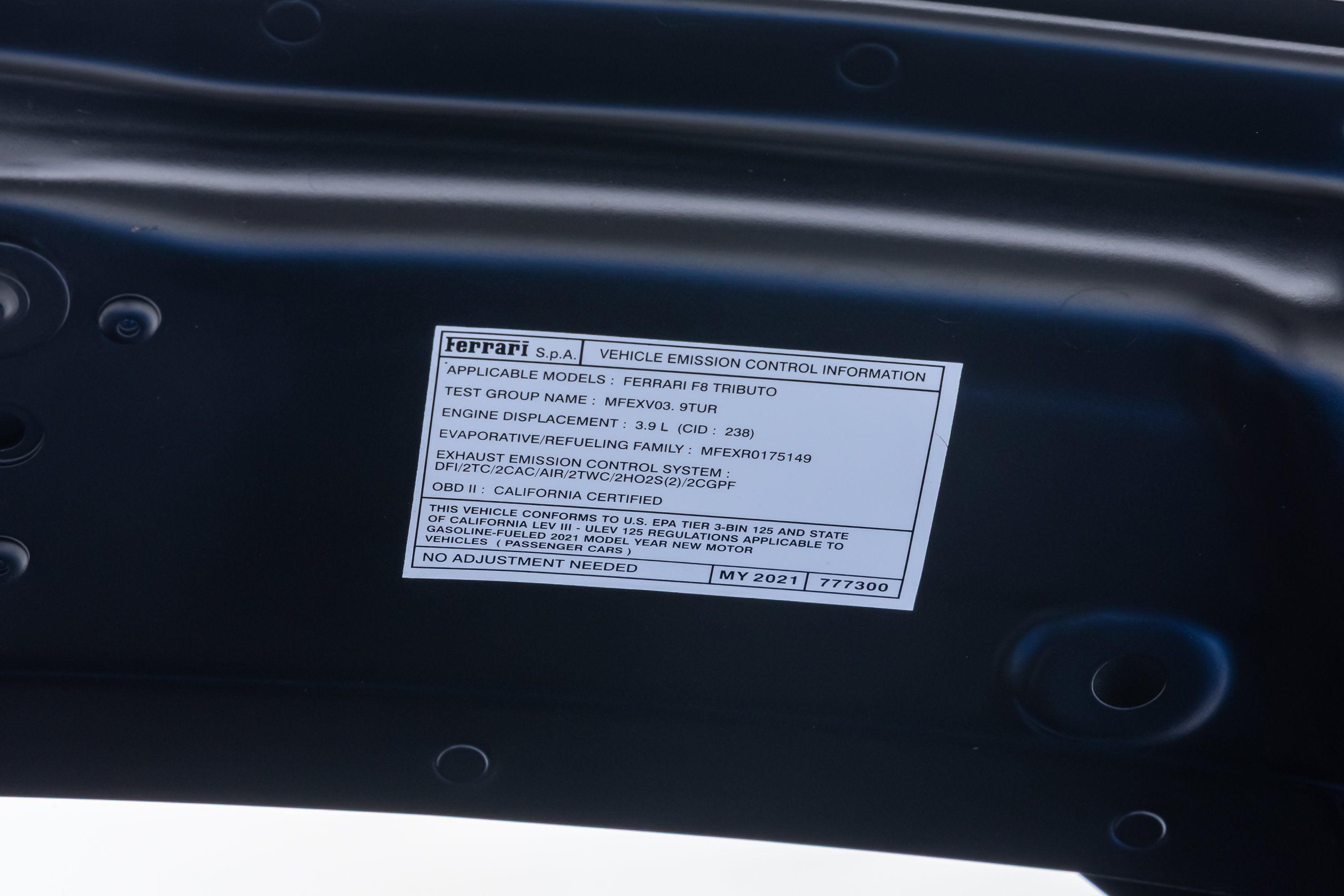 Certified 2021 Ferrari F8 Tributo RWD image 38