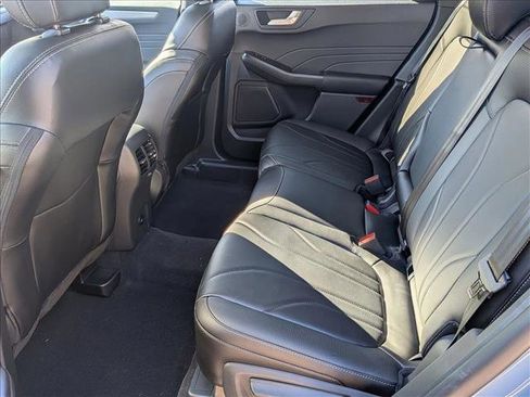 New 2026 Ford Escape SE w/ PHEV Premium Package FWD image 14