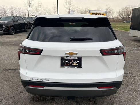 New 2026 Chevrolet Equinox LT image 6