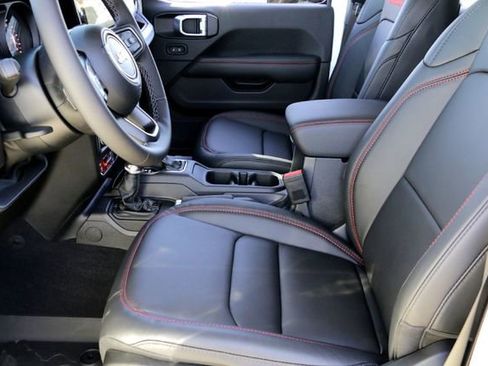 New 2026 Jeep Gladiator Rubicon image 9