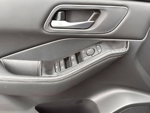 New 2026 Nissan Rogue SV image 9