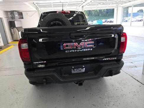 New 2024 GMC Canyon AT4X w/ AT4X AEV Edition image 7