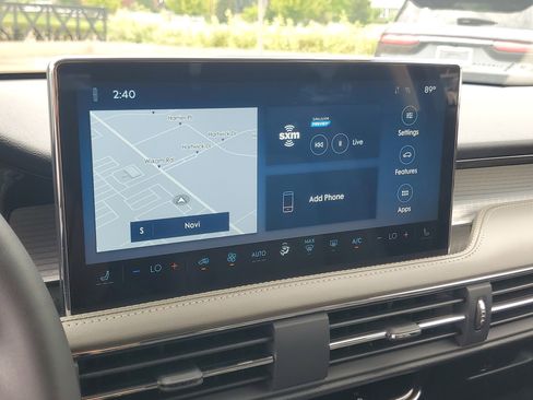 Used 2023 Lincoln Corsair FWD w/ Towing Package image 15