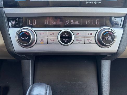 Used 2015 Subaru Outback 2.5i Limited AWD/4WD image 21