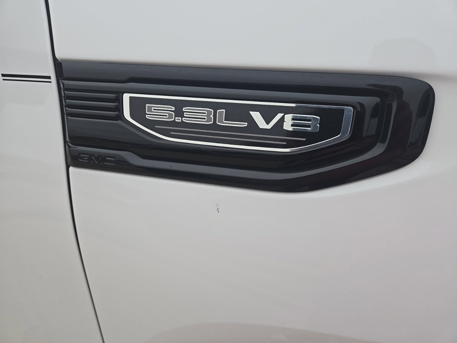 Used 2020 GMC Sierra 1500 Elevation w/ Elevation Value Package RWD image 4
