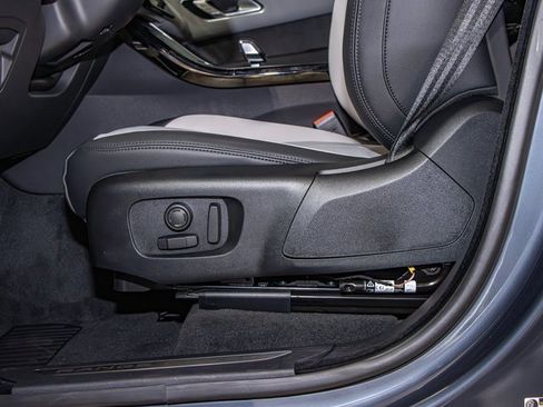 New 2026 Land Rover Range Rover Velar Dynamic SE image 15