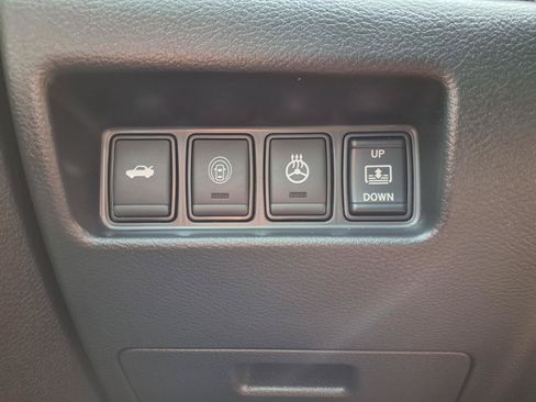 Used 2020 Nissan Maxima Platinum w/ Sport Mat Group FWD image 17