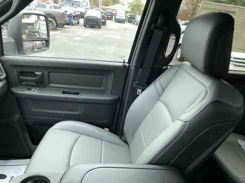 New 2026 RAM 3500 Tradesman w/ Chrome Appearance Group A image 30