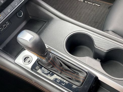 Used 2022 Nissan Altima 2.5 SR image 18