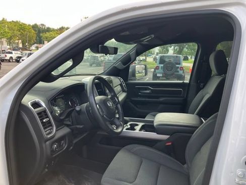 Used 2024 RAM 1500 Big Horn AWD/4WD image 10