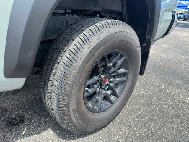 Used 2021 Toyota Tacoma TRD Pro AWD/4WD image 12