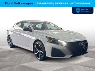 Used 2023 Nissan Altima 2.5 SR video 2