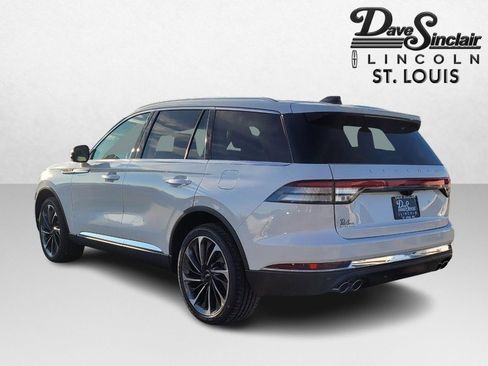 New 2026 Lincoln Aviator Reserve image 7