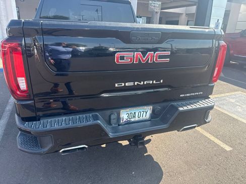 Used 2019 GMC Sierra 1500 Denali w/ Denali Ultimate Package AWD/4WD image 8