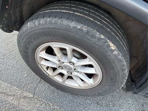 Used 2018 Jeep Grand Cherokee Laredo image 10