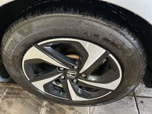 Used 2022 Honda Insight EX image 11