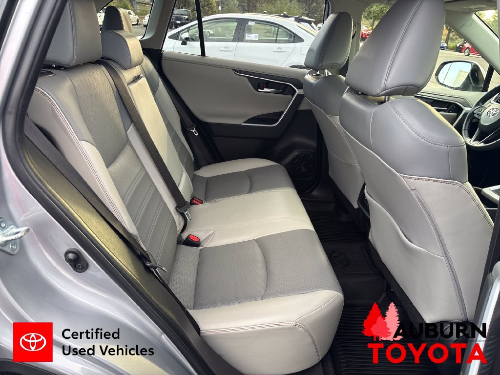Certified 2020 Toyota RAV4 Limited w/ Limited Grade Weather Package AWD/4WD image 21