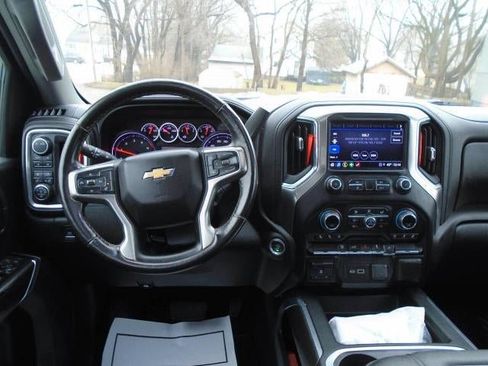 Used 2022 Chevrolet Silverado 3500 LTZ w/ LTZ Convenience Package image 18