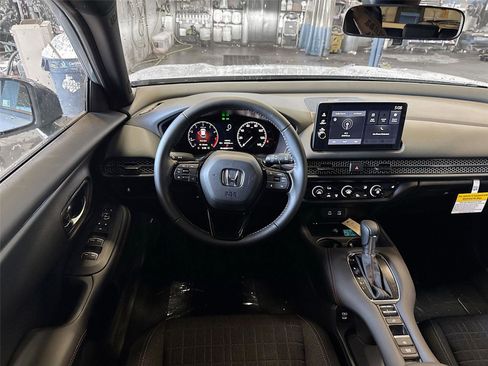 New 2027 Honda HR-V Sport image 2