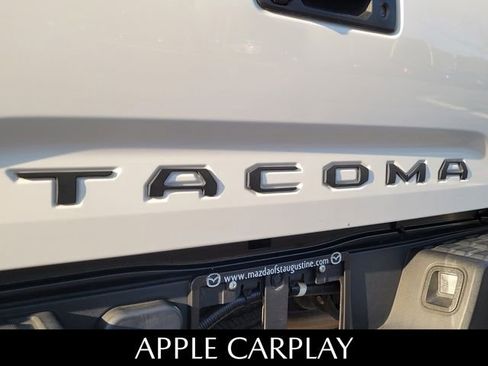 Used 2020 Toyota Tacoma SR w/ SR Convenience Package image 9