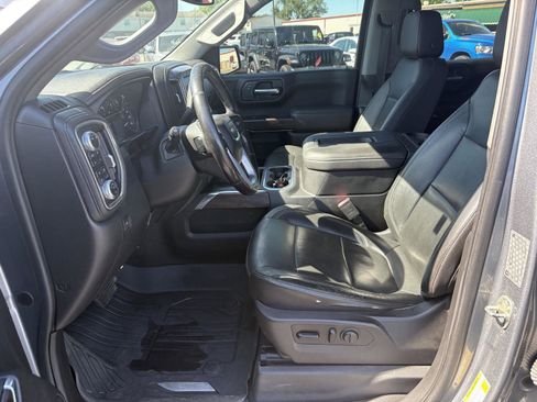 Used 2019 GMC Sierra 1500 SLT w/ SLT Premium Plus Package AWD/4WD image 4
