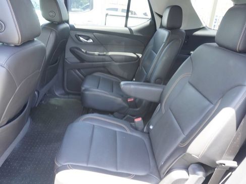Used 2024 Toyota Tacoma TRD Sport AWD/4WD image 9