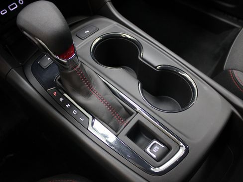 Used 2024 Chevrolet Equinox RS image 36