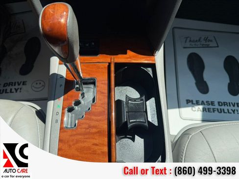 Used 2011 Toyota Camry Hybrid w/ Leather Pkg FWD image 23