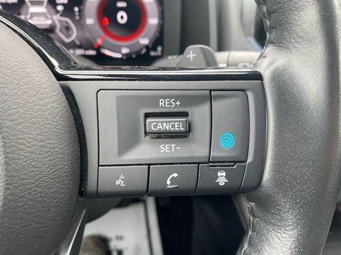 Used 2023 Nissan Rogue Platinum w/ Platinum Premium Package AWD/4WD image 27