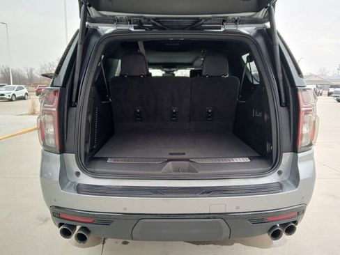 Used 2024 Chevrolet Suburban RST w/ Sport Performance Package image 21