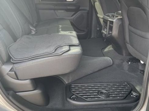 New 2026 RAM 1500 Big Horn AWD/4WD image 15