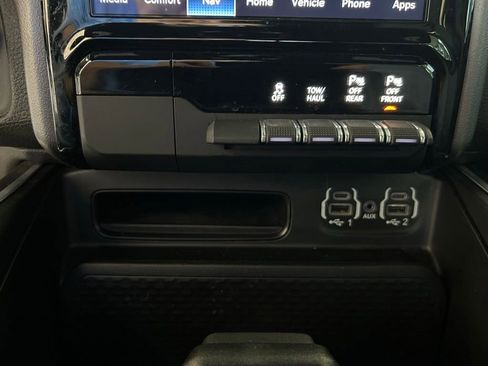 Used 2023 RAM 1500 Big Horn RWD image 46