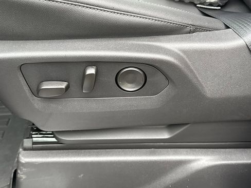 New 2026 GMC Sierra 1500 SLT w/ SLT Premium Plus Package image 19