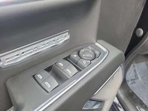 Used 2023 GMC Sierra 1500 Denali w/ Denali Reserve Package image 23