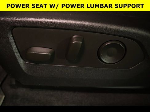 Used 2023 Chevrolet Colorado LT w/ LT Convenience Package III image 8