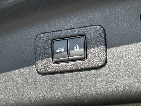 Certified 2024 Nissan Armada SL w/ Captain's Chairs Package image 14