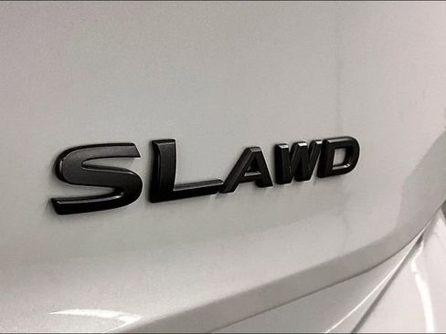 New 2025 Nissan Rogue SL w/ Tech Package image 19