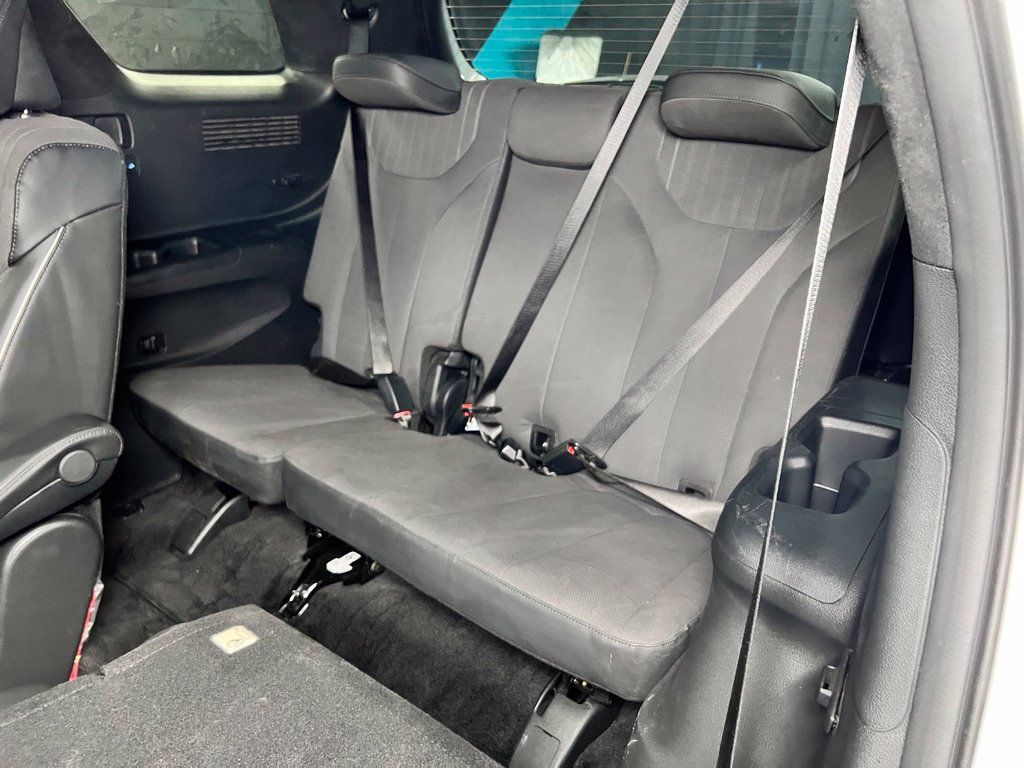 Used 2025 Hyundai Palisade Calligraphy AWD/4WD image 18