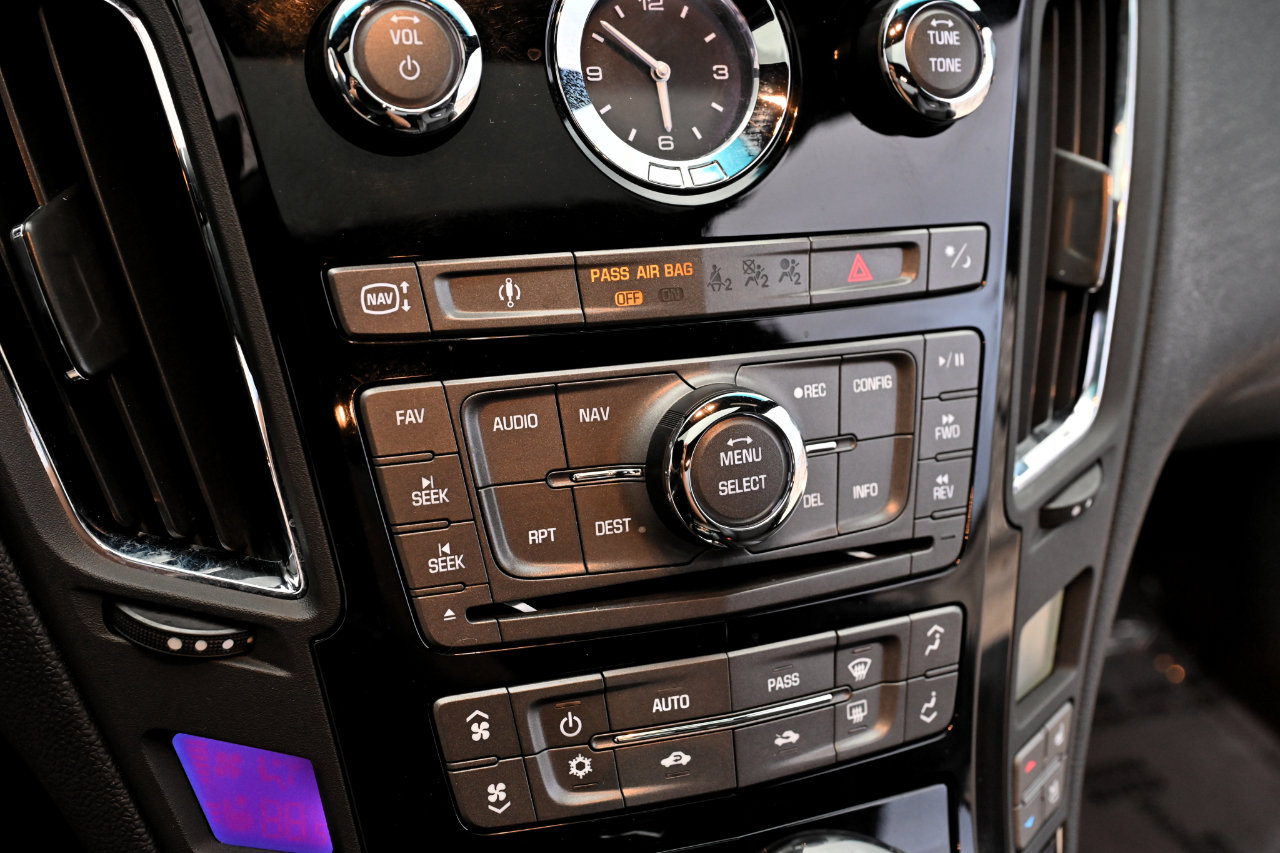 Used 2011 Cadillac CTS V w/ Wood Trim Package RWD image 23