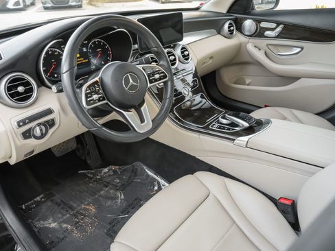 Used 2021 Mercedes-Benz C 300 Sedan image 5