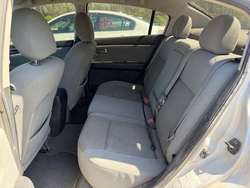 Used 2010 Nissan Sentra 2.0 S image 7