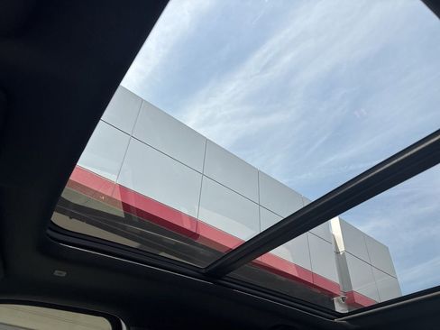 Used 2025 Toyota Tundra Platinum image 6