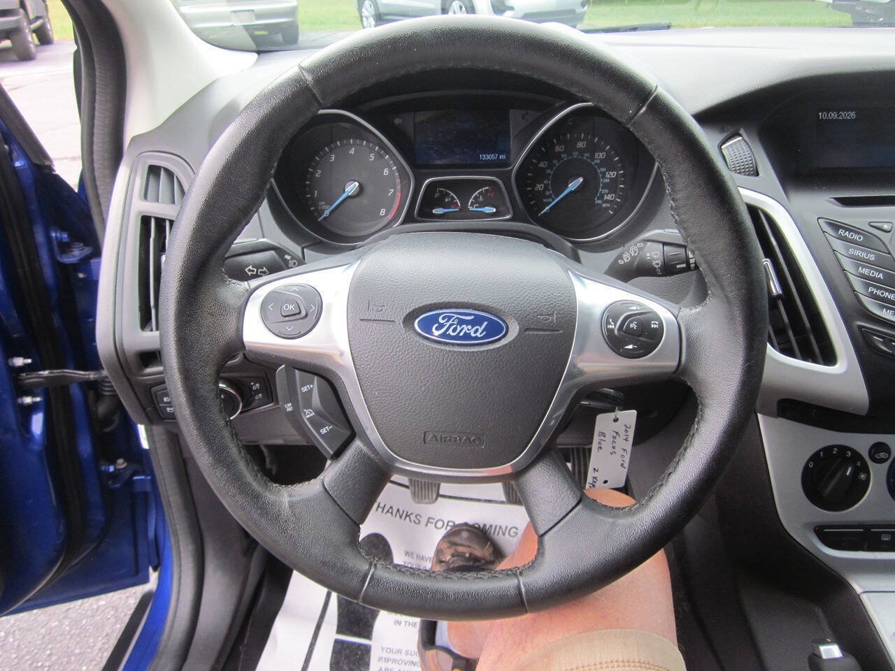 Used 2014 Ford Focus SE w/ Equipment Group 201A FWD image 9