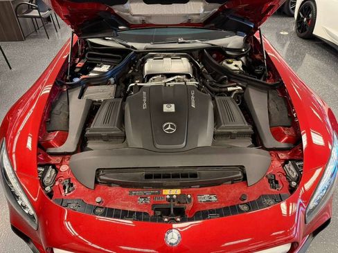 Used 2017 Mercedes-Benz AMG GT Coupe image 14