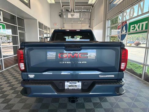 Used 2024 GMC Sierra 1500 Elevation AWD/4WD image 5