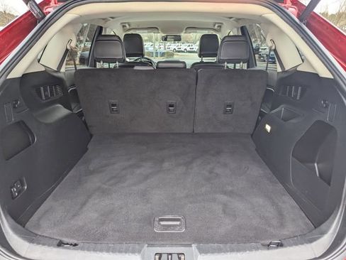 Used 2022 Ford Edge SEL w/ Convenience Package image 9