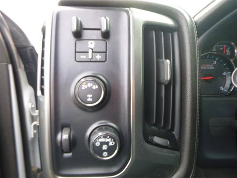 Used 2018 Chevrolet Silverado 3500 LTZ w/ Duramax Plus Package image 19